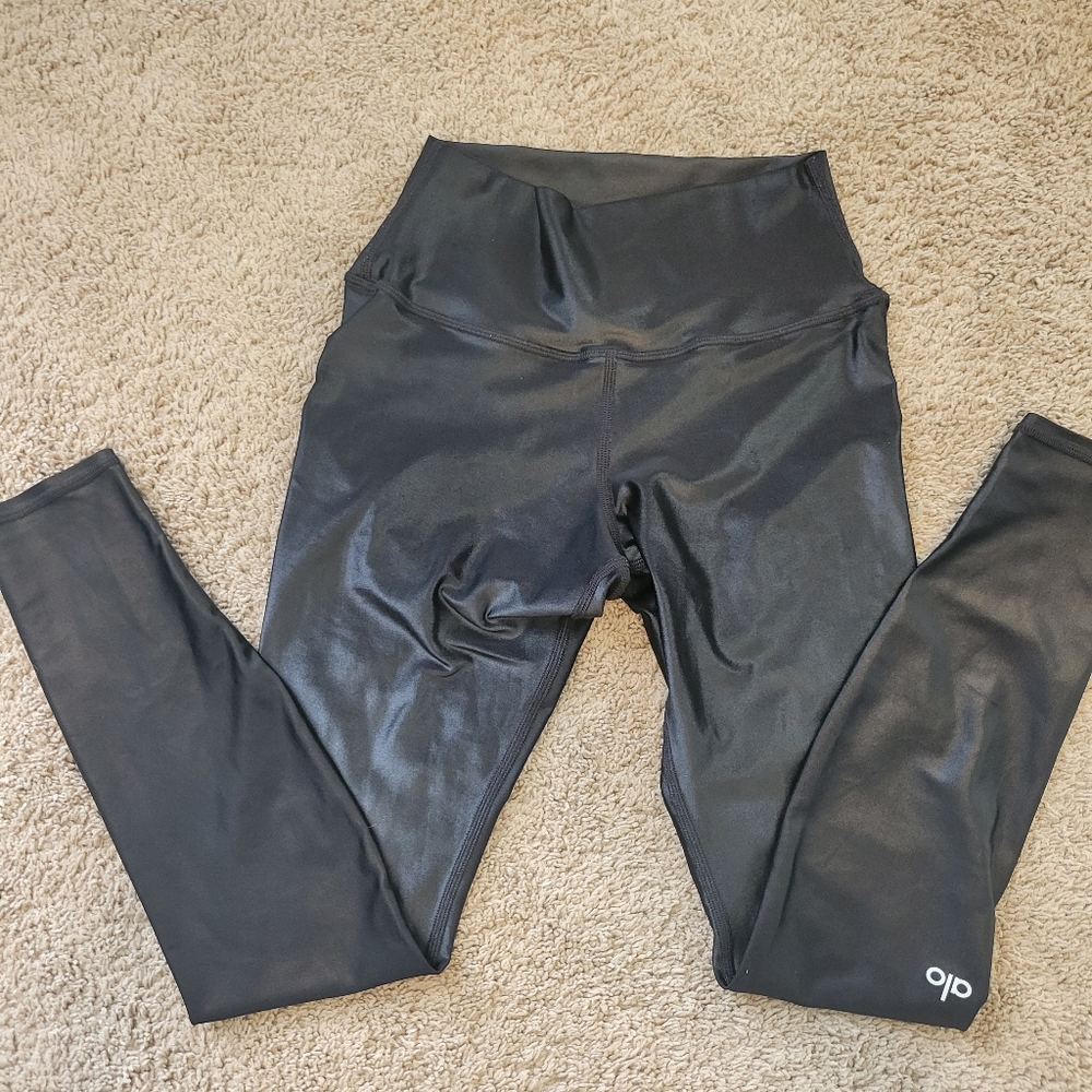 Alo yoga black leggings